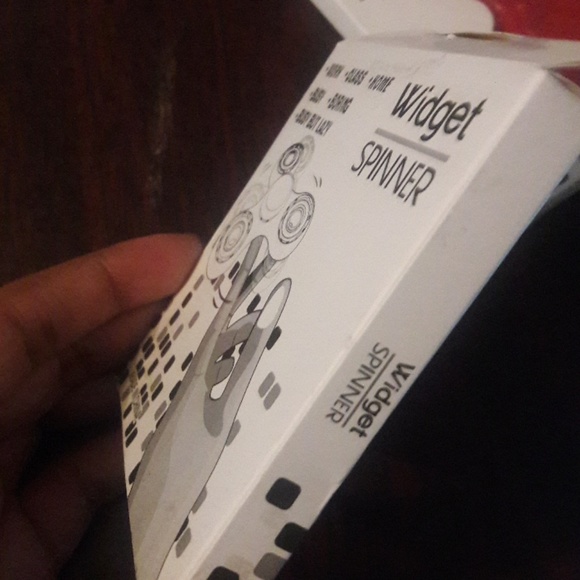 Fidget Spinners - Picture 4 of 4